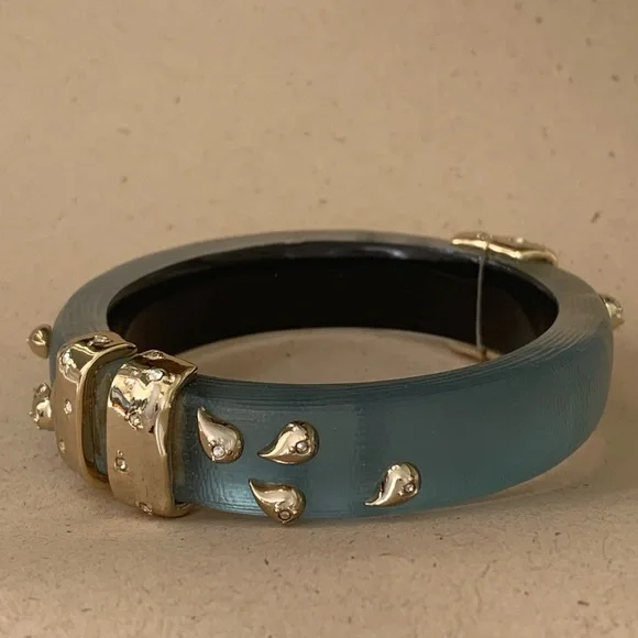 ALEXIS BITTAR • NEW Hand Carved Painted Hinged Paisley Studded Crumpled Bracelet - Picture 6 of 12